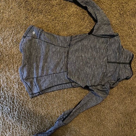 Lulu Lemon quarter zip - Picture 2 of 3